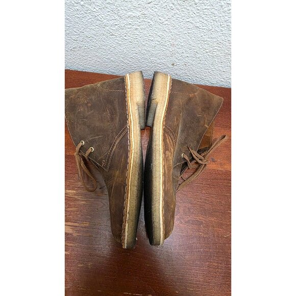 Clarks Women's Brown Leather Chukka Boots Size 7 Distressed with Lace-Up Closure - Picture 5 of 8